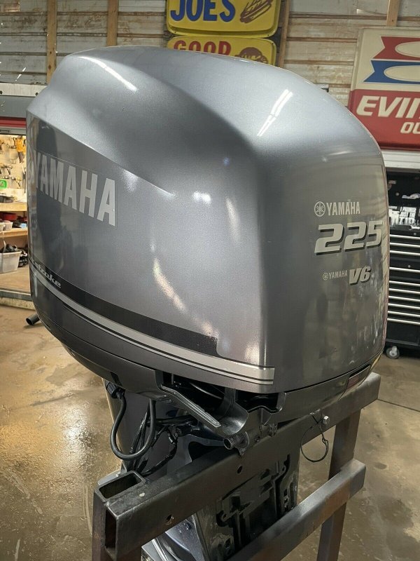 Yamaha outboard2.jpg