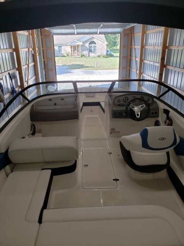 2015 Regal 1900 ESX (8).jpg