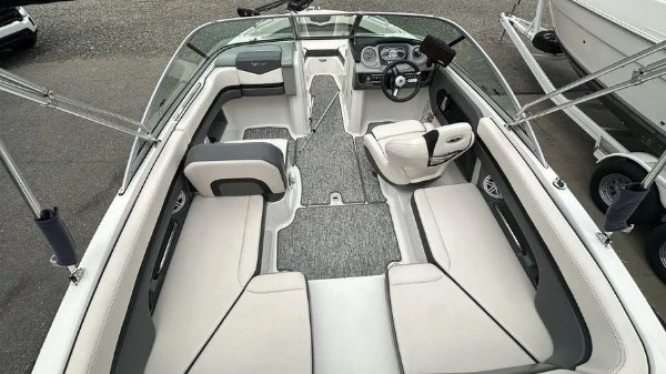 seating 1.jpg seating 1.jpg